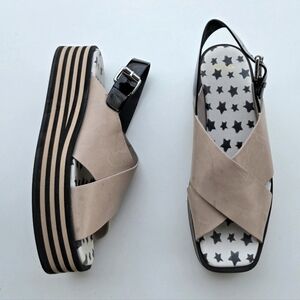 Paul Smith Taupe Platfoem Slingback Sandals Size 39